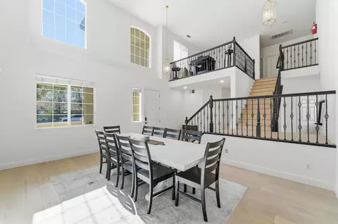 Dining - 3417 Hillglen Ave, Modesto, CA 95355 photo 3 of 4