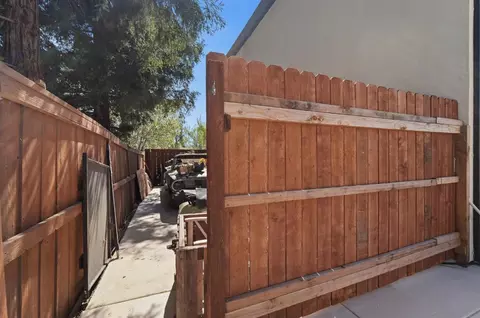 Exterior - 3417 Hillglen Ave, Modesto, CA 95355 photo 7 of 15
