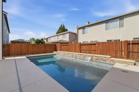 Exterior - 3417 Hillglen Ave, Modesto, CA 95355 photo 9 of 15