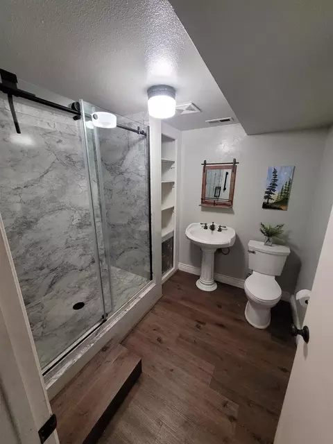 Bath - 3091 Sand Ridge Rd, Placerville, CA 95667 photo 4 of 4