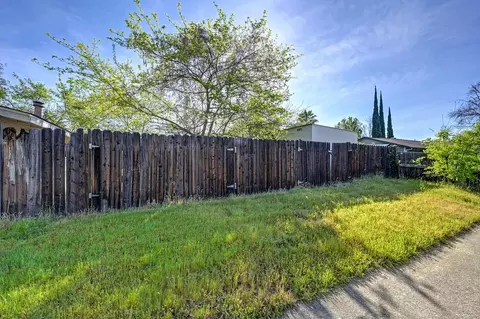 4592 Tuttle Dr, Rocklin, CA 95677 photo 29
