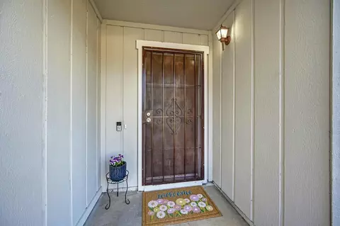 4592 Tuttle Dr, Rocklin, CA 95677 photo 3