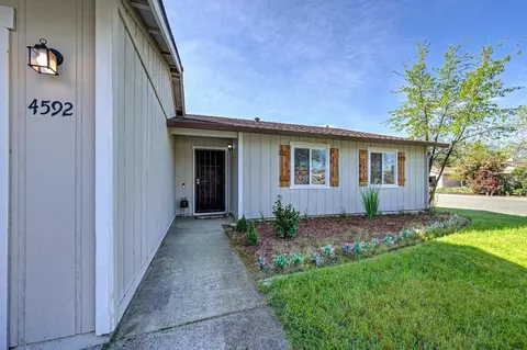 4592 Tuttle Dr, Rocklin, CA 95677 photo 2