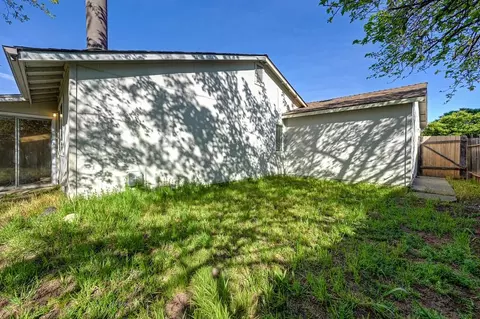 4592 Tuttle Dr, Rocklin, CA 95677 photo 23