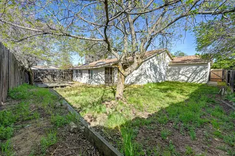 4592 Tuttle Dr, Rocklin, CA 95677 photo 25