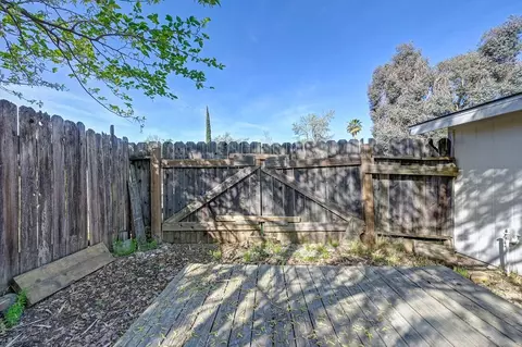 4592 Tuttle Dr, Rocklin, CA 95677 photo 28