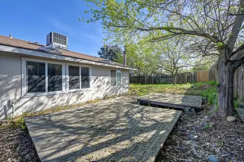 4592 Tuttle Dr, Rocklin, CA 95677 photo 27