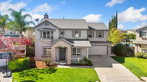 250 Fragrance St, Manteca, CA 95337