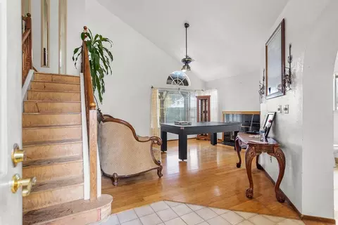 Entry Way - 50 S Hickory Ave, Tracy, CA 95376 photo 1 of 4