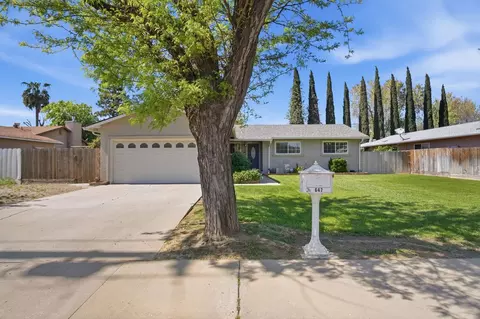 Exterior - 647 Ward Ave, Patterson, CA 95363 photo 2 of 6