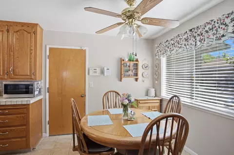 Dining - 647 Ward Ave, Patterson, CA 95363 photo 1 of 1