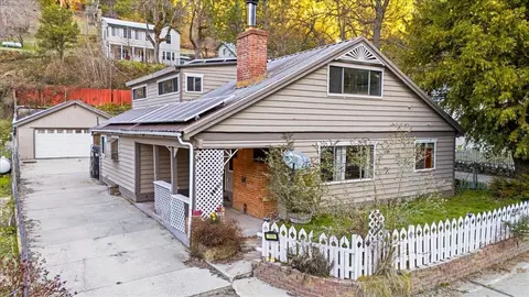 725 Main St, Downieville, CA 95936