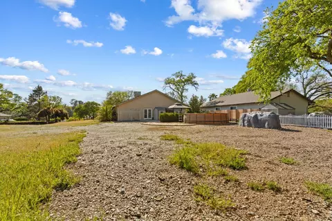 Exterior - 217 Poker Flat Rd, Copperopolis, CA 95228 photo 10 of 12