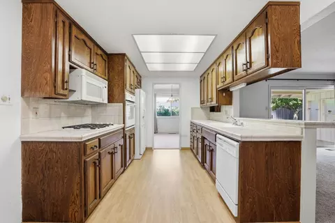 Kitchen - 6319 Saint James Dr, Carmichael, CA 95608 photo 1 of 6
