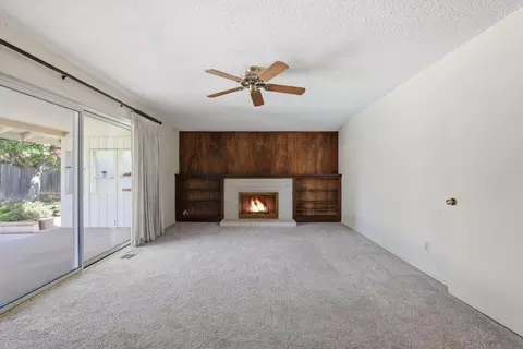 Living - 6319 Saint James Dr, Carmichael, CA 95608 photo 13 of 17