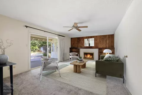 Living - 6319 Saint James Dr, Carmichael, CA 95608 photo 14 of 17