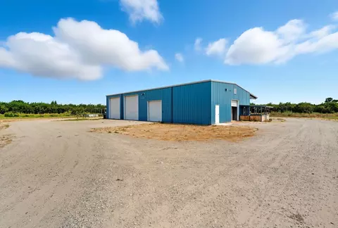 880 Root Rd, Modesto, CA 95357 photo 2