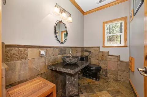 Bath - 701 Sawmill Rd, Alta, CA 95701 photo 2 of 4