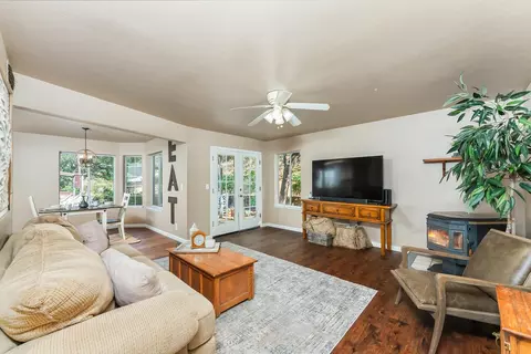 Living - 3472 See View Ct, Rescue, CA 95672 photo 3 of 3