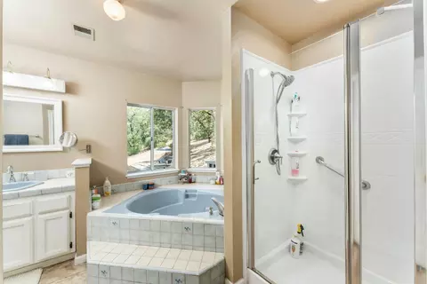 Bath - 3472 See View Ct, Rescue, CA 95672 photo 1 of 3