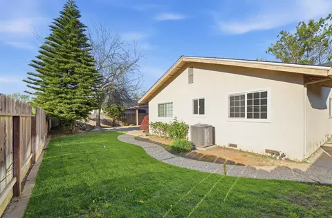 Exterior - 1509 Maplehill Rd, Modesto, CA 95350 photo 8 of 9