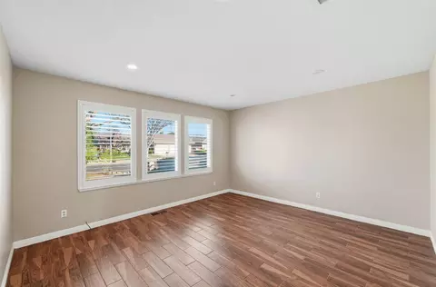 Living - 1509 Maplehill Rd, Modesto, CA 95350 photo 1 of 9