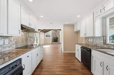Kitchen - 1509 Maplehill Rd, Modesto, CA 95350 photo 1 of 4