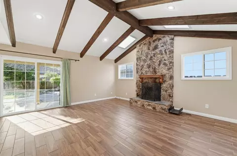 Living - 1509 Maplehill Rd, Modesto, CA 95350 photo 8 of 9
