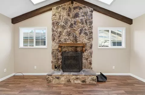Living - 1509 Maplehill Rd, Modesto, CA 95350 photo 9 of 9
