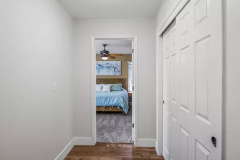 Entry Way - 637 Rebekah Ct, Ripon, CA 95366 photo 6 of 11