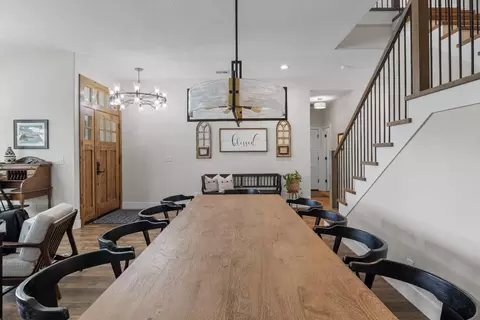 Dining - 637 Rebekah Ct, Ripon, CA 95366 photo 2 of 3