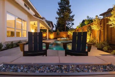 Exterior - 637 Rebekah Ct, Ripon, CA 95366 photo 13 of 16