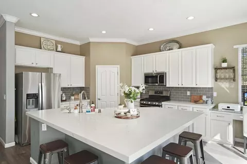 Kitchen - 602 S Highland Ave, Ripon, CA 95366 photo 2 of 5