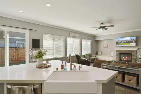 Kitchen - 602 S Highland Ave, Ripon, CA 95366 photo 5 of 5