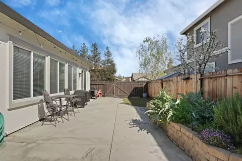 Exterior - 602 S Highland Ave, Ripon, CA 95366 photo 6 of 6