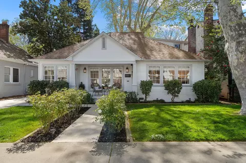 2432 6th Ave, Sacramento, CA 95818