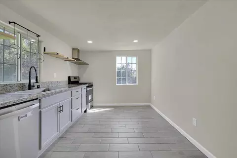 Kitchen - 2909 Date St, Live Oak, CA 95953 photo 3 of 3