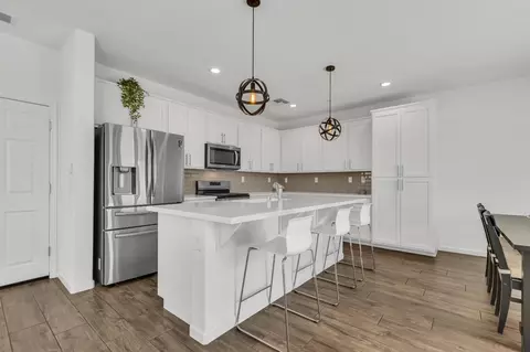 Kitchen - 2816 Balaton Ct, Antelope, CA 95843 photo 1 of 6