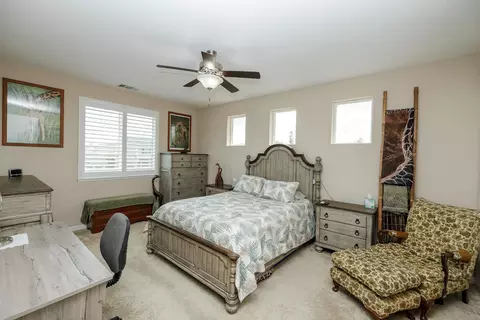 Bedroom - 1521 Deborah Cir, Escalon, CA 95320 photo 2 of 6