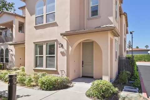 2500 Villa Terrace Ln, Sacramento, CA 95825