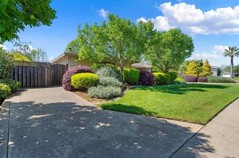 1548 Barnett Ct, Carmichael, CA 95608 photo 4