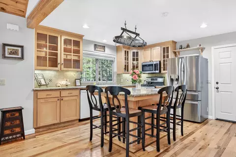 Kitchen - 1660 Columbia Way, Arnold, CA 95223 photo 1 of 6