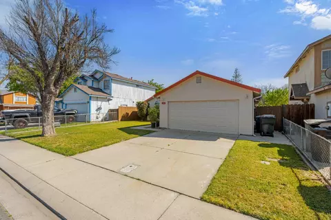 Exterior - 1804 Ipswich Way, Modesto, CA 95358 photo 2 of 7