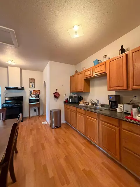 Kitchen - 33 Kneeland St, Colfax, CA 95713 photo 10 of 12