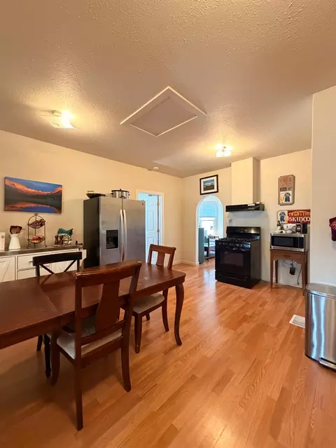 Kitchen - 33 Kneeland St, Colfax, CA 95713 photo 6 of 12