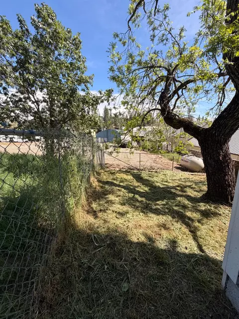 Exterior - 33 Kneeland St, Colfax, CA 95713 photo 8 of 20