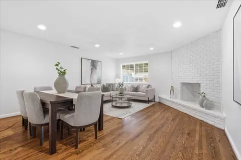 Dining - 5637 Kiva Dr, Carmichael, CA 95608 photo 1 of 5