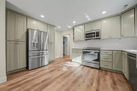 Kitchen - 3115 Apache Rd, Dorrington, CA 95223 photo 3 of 5