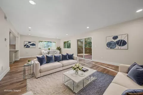 Living - 3115 Apache Rd, Dorrington, CA 95223 photo 3 of 5