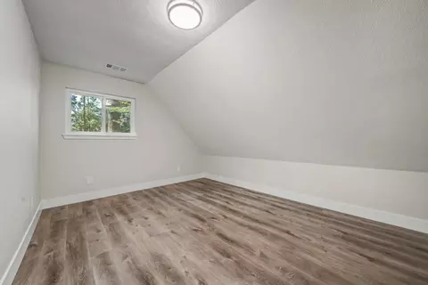 Bedroom - 3115 Apache Rd, Dorrington, CA 95223 photo 5 of 13